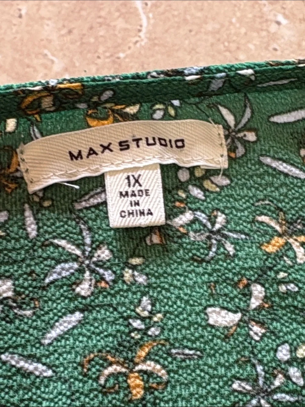 NWOT Max studio rap dress - Picture 4 of 10